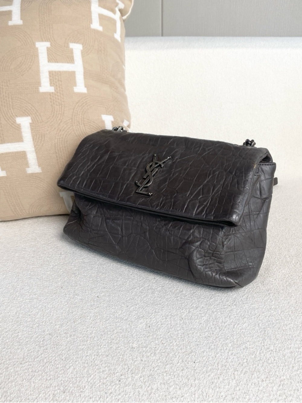 Saint Laurent | Hollywood Croc-Embossed Chain Bag Dark Gray | Good Condition - Picture 4 of 7